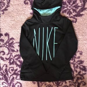 Black nike girls 7-8 sweatshirt teal accents